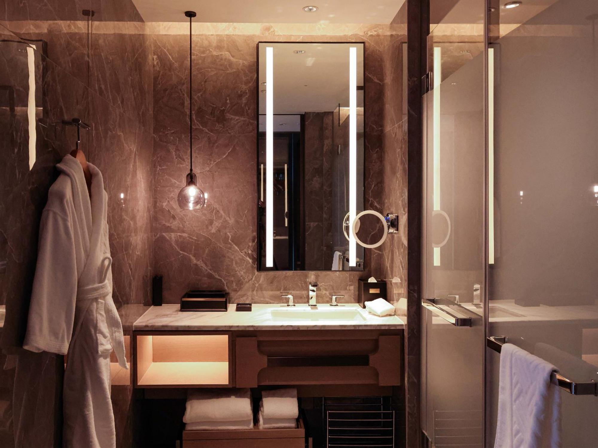 Doubletree By Hilton Chengdu Riverside - Close To Panda Base And Chengdu East Railway المظهر الخارجي الصورة